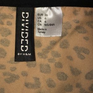 H&M Skirts - H&M Cheetah Skirt H&M Skirts - H&M Cheetah Skirt